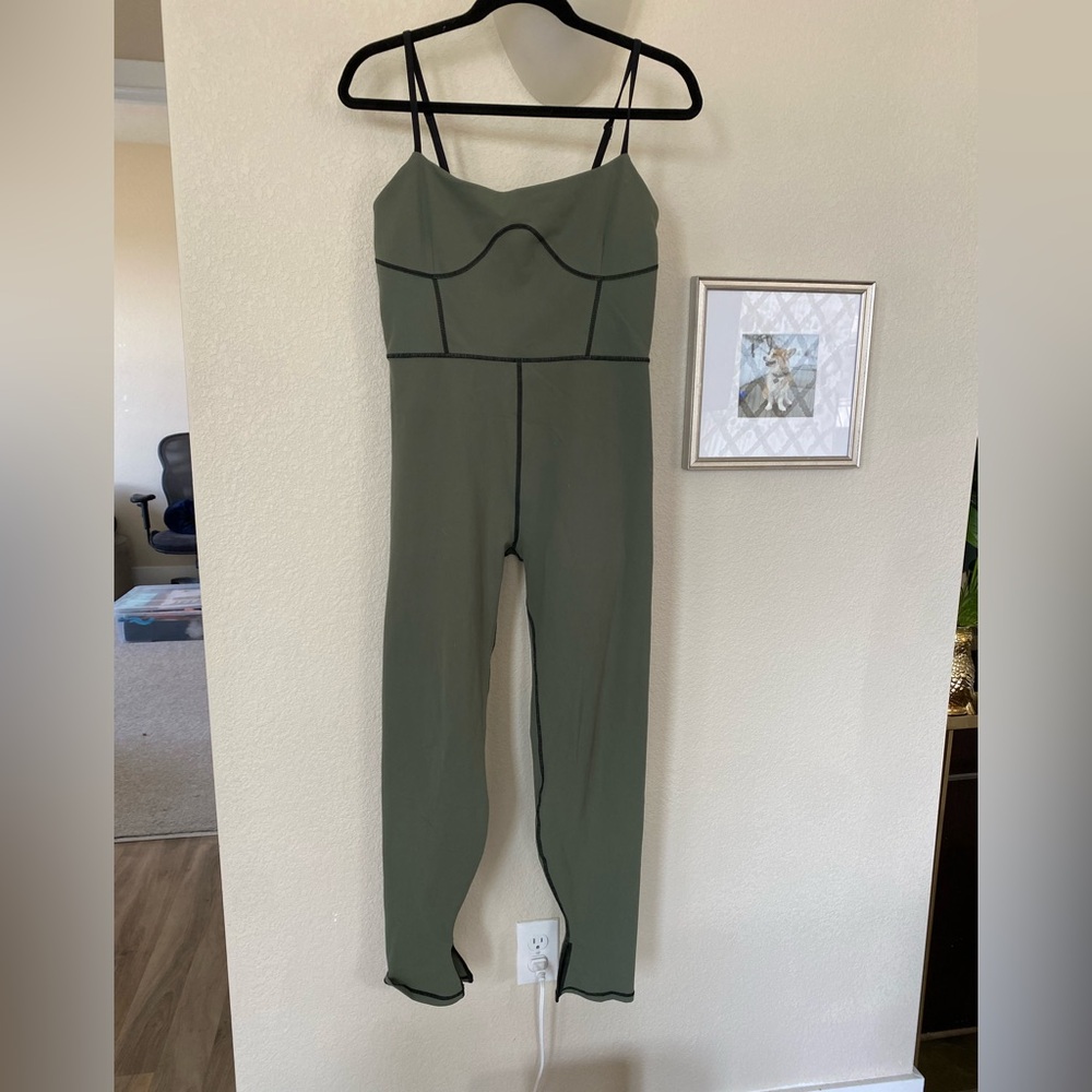 WeWoreWhat Exposed Seam Ankle Flared Activewear Jumpsuit - Army Green - Large - Picture 3 of 8